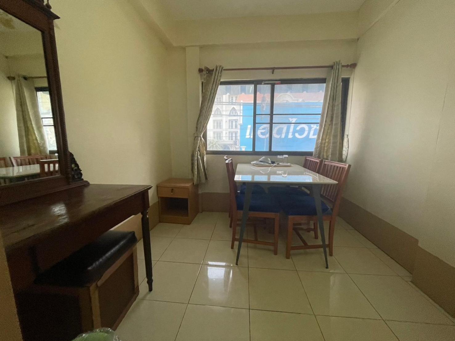 Oyo 75494 President Apartment Pattaya Zewnętrze zdjęcie