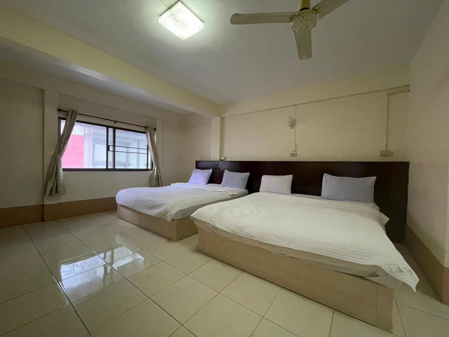 Oyo 75494 President Apartment Pattaya Zewnętrze zdjęcie