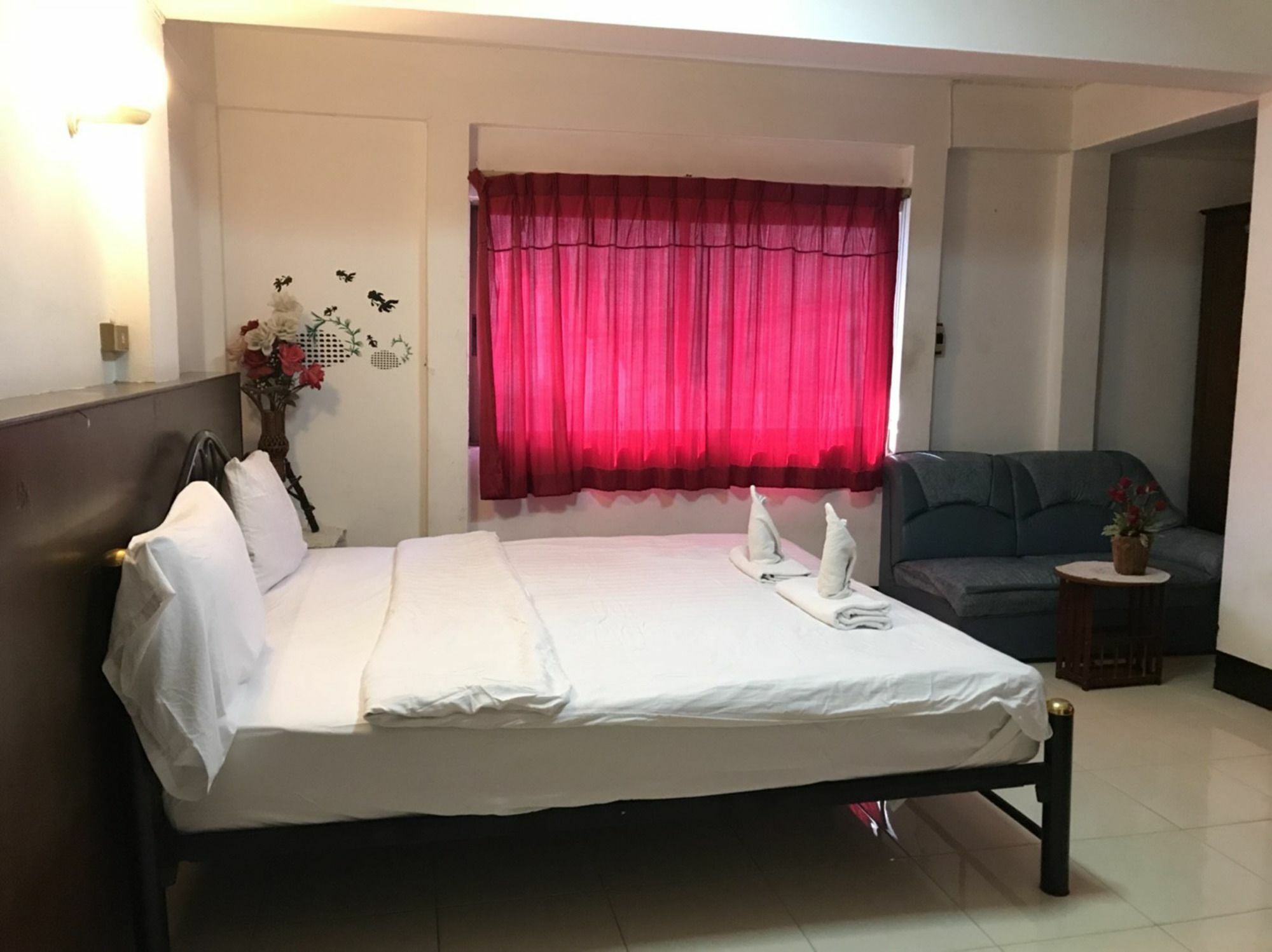 Oyo 75494 President Apartment Pattaya Zewnętrze zdjęcie